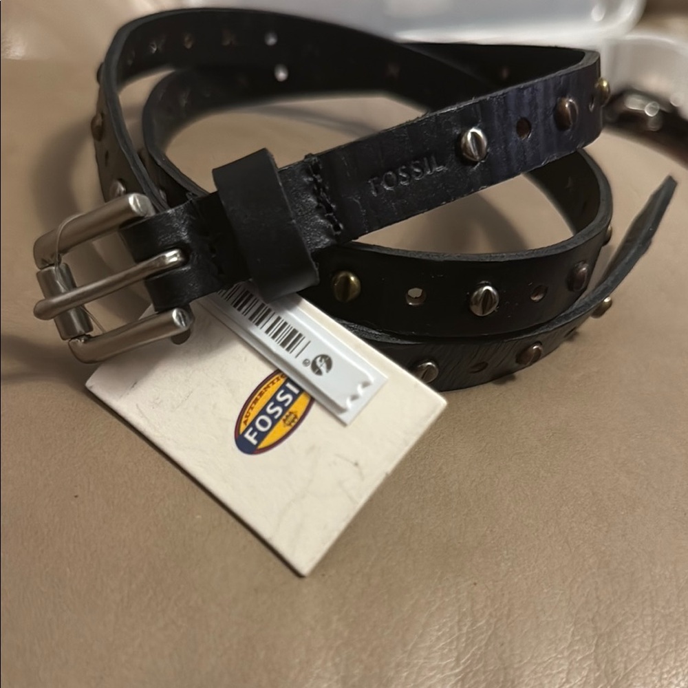 NWT size small 37” Fossil Black Leather Belt